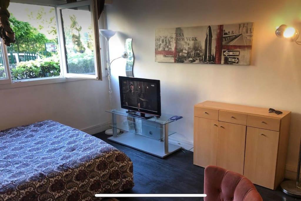 Charming Studio At The Heart Of 14 Arrondissement Paris Exterior photo